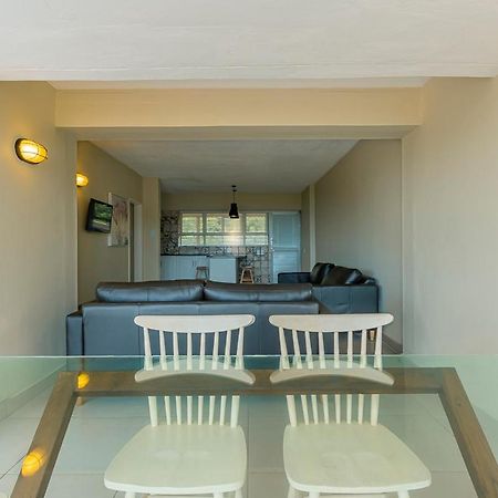 17 Stella Maris Seaside @ Van'S Amanzimtoti Exterior photo