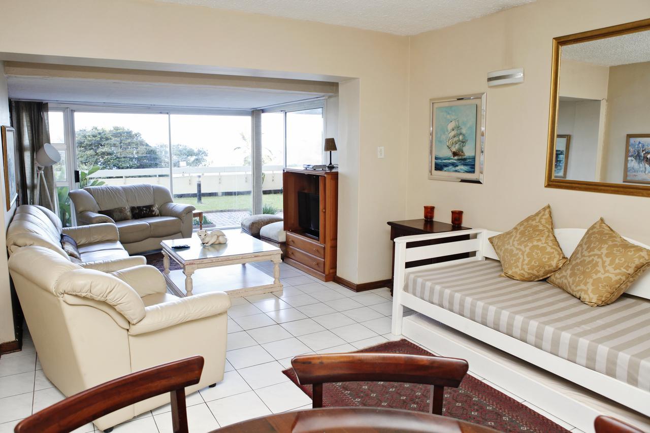 17 Stella Maris Seaside @ Van'S Amanzimtoti Exterior photo