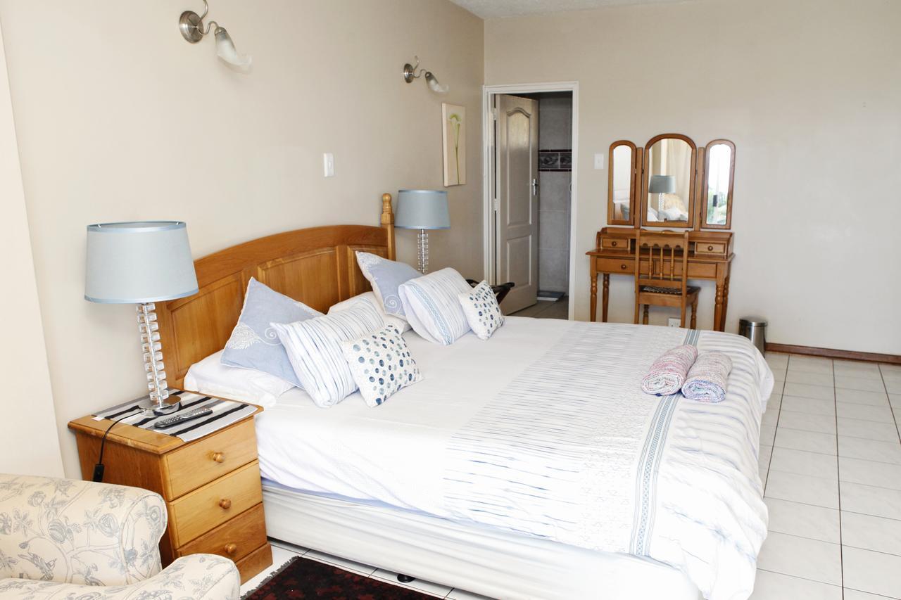 17 Stella Maris Seaside @ Van'S Amanzimtoti Exterior photo