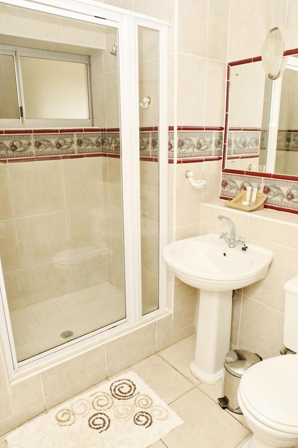17 Stella Maris Seaside @ Van'S Amanzimtoti Exterior photo